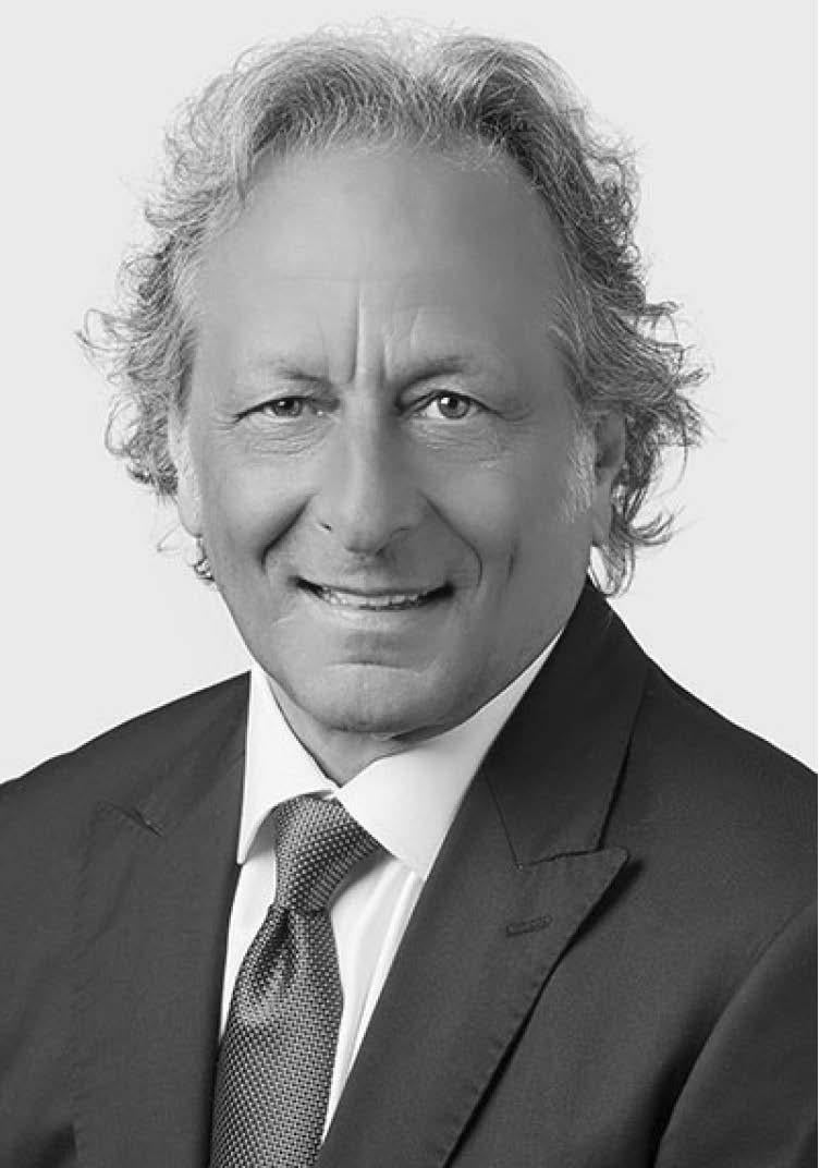 Mortgage Loan Officer Leonard Tocci's black and white headshot