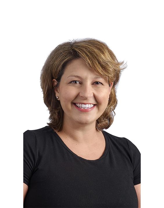 Alison Burgett Headshot